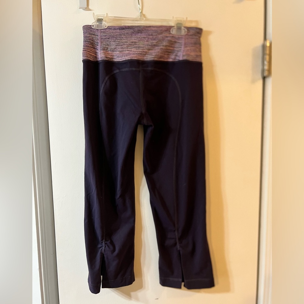 Lululemon capri leggings size 4